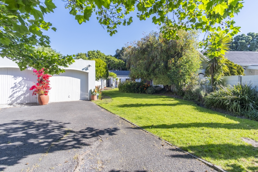 4 Bedroom Property for Sale in Tokai Western Cape